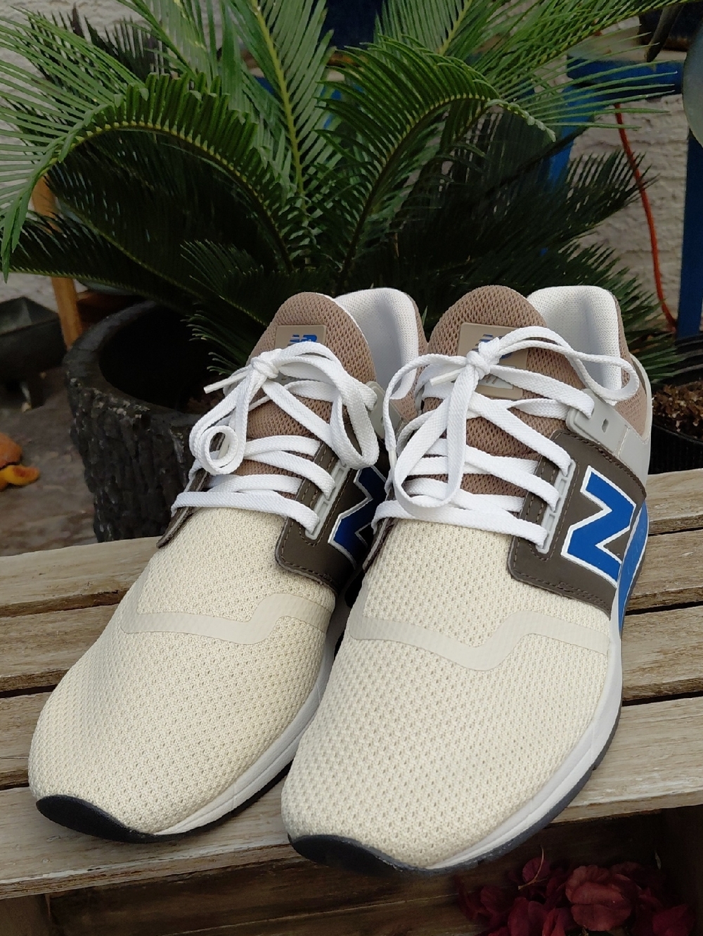 Men's New Balance MS247 Athletic Sneakers